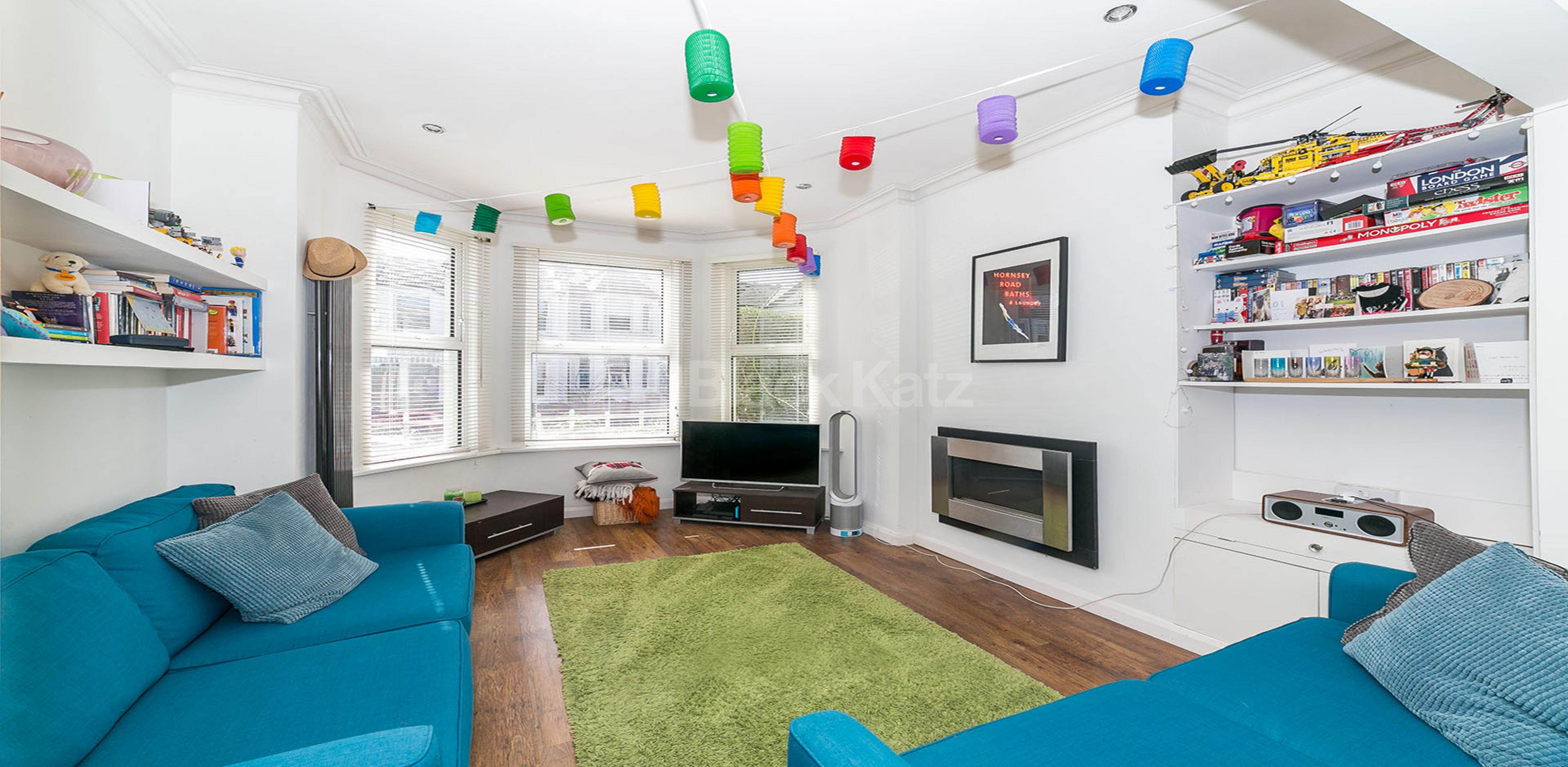 			2 BED GARDEN FLAT, 2 Bedroom, 1 bath, 1 reception Ground Floor Flat			 Hawthorn Road, Crouch End N8